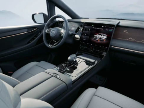 ghế lái xe GAC M8