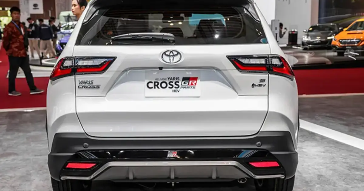 Đuôi xe Toyota Yaris Cross Hybrid