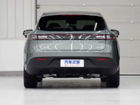 Đuôi xe AITO M5