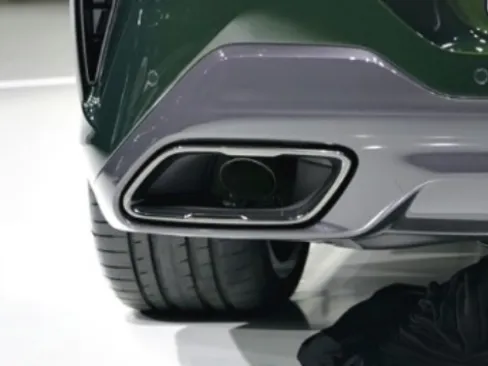 Ống xả BMW 8 Series