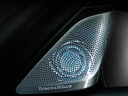 Hệ thống âm thanh BMW 8 Series