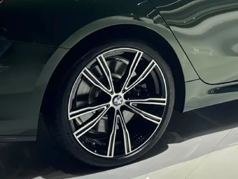 Mâm xe BMW 8 Series