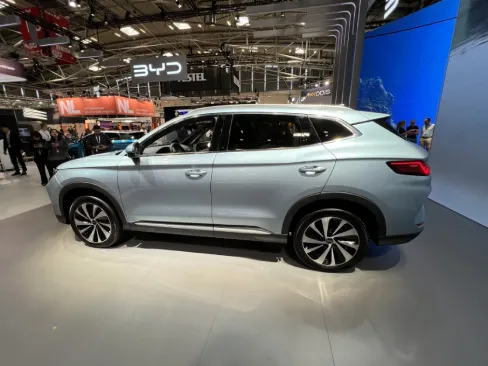 Thân xe BYD Seal U