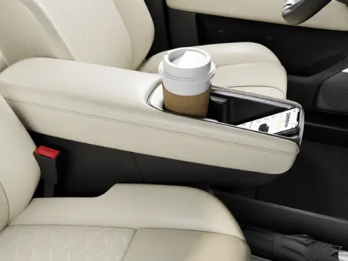 Hộc để đồ Baojun Yep Plus