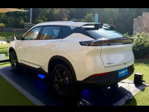 Đuôi xe Dongfeng Mage EV