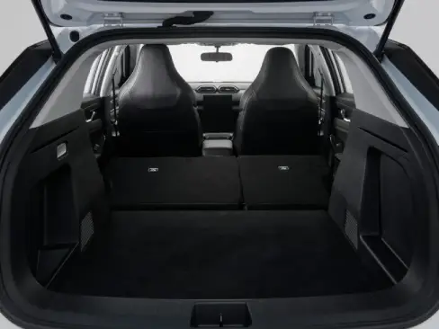 Khoang hành lý Dongfeng Mage EV