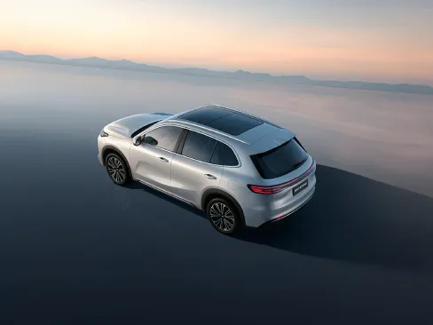 Cánh gió sau Geely EX5 EM-i