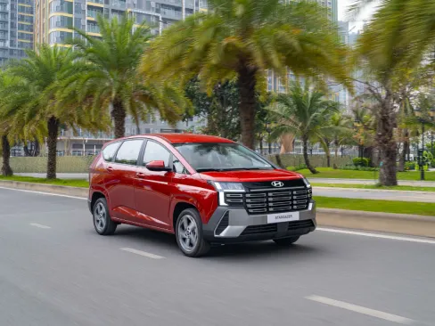 Ngoại thất xe Hyundai Stargazer