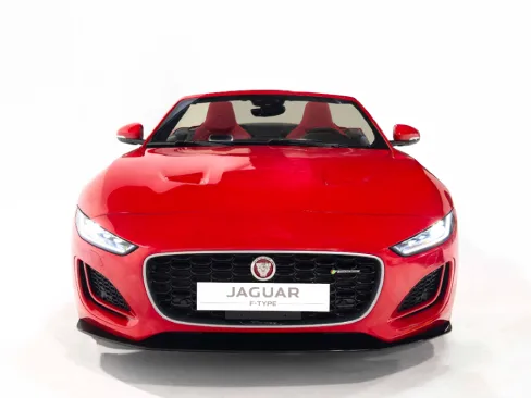 Đầu xe Jaguar F-TYPE