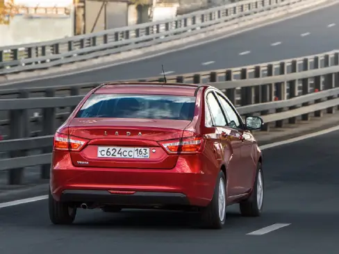 Đuôi xe Lada Vesta