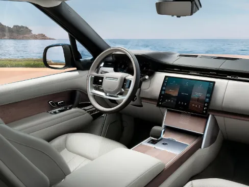 Khoang lái Land Rover Range Rover
