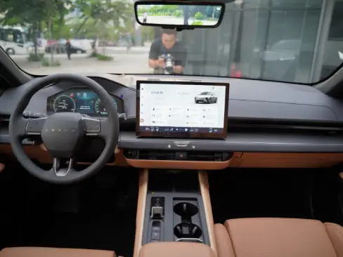 Khoang lái Lexus ES