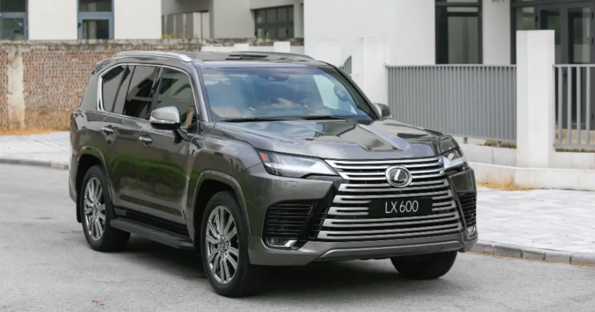Lexus LX