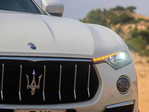 Lưới tản nhiệt Maserati Levante
