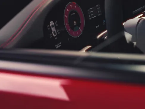 Màn hình kỹ thuật Porsche 911 Targa