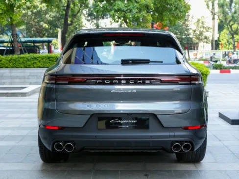 Đuôi xe Porsche Cayenne