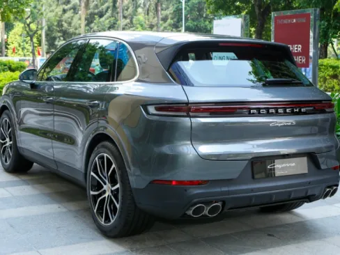 Thân xe Porsche Cayenne