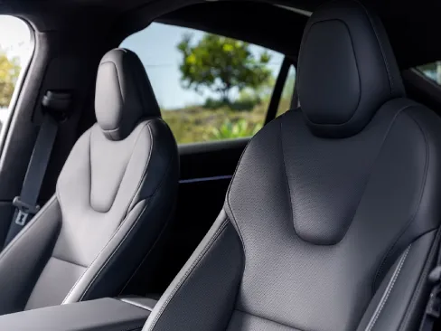 Hàng ghế trước Tesla Model X