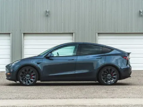 Thân xe Tesla Model Y