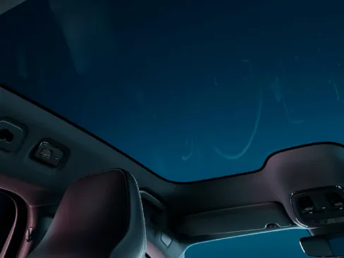 Cửa sổ trời Volvo C40 Recharge