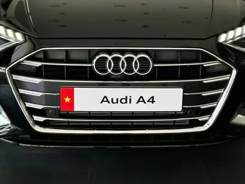 Lưới tản nhiệt xe Audi A4