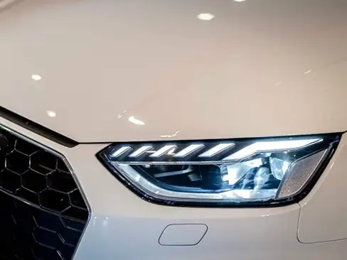 Cụm đèn pha xe Audi A4