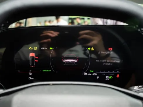 Màn hình kỹ thuật số Audi A6 New