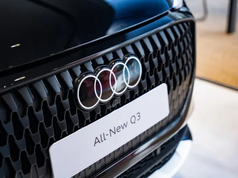 Lưới tản nhiệt Audi Q3 New