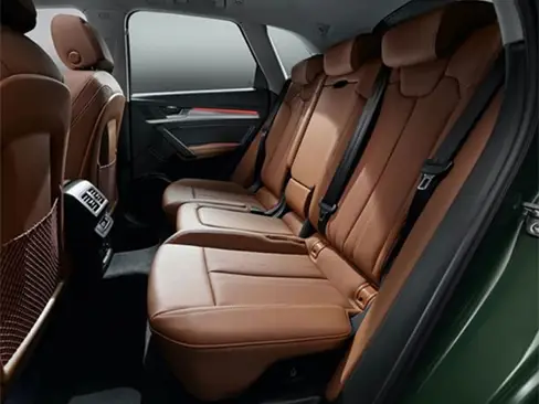 Hàng ghế sau xe Audi Q5