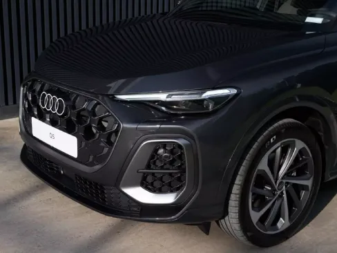 Cụm đèn trước Audi Q5 New