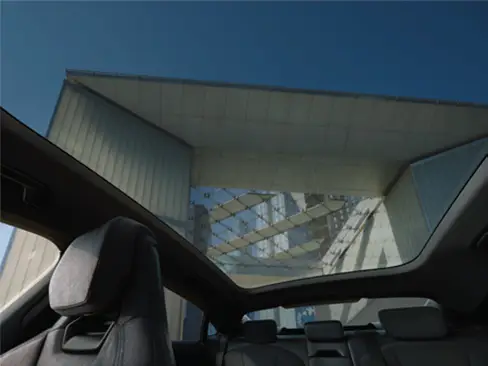 Cửa sổ trời toàn cảnh xe Audi e-Tron GT RS