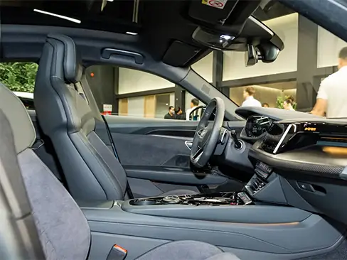 Ghế lái xe Audi e-Tron GT RS