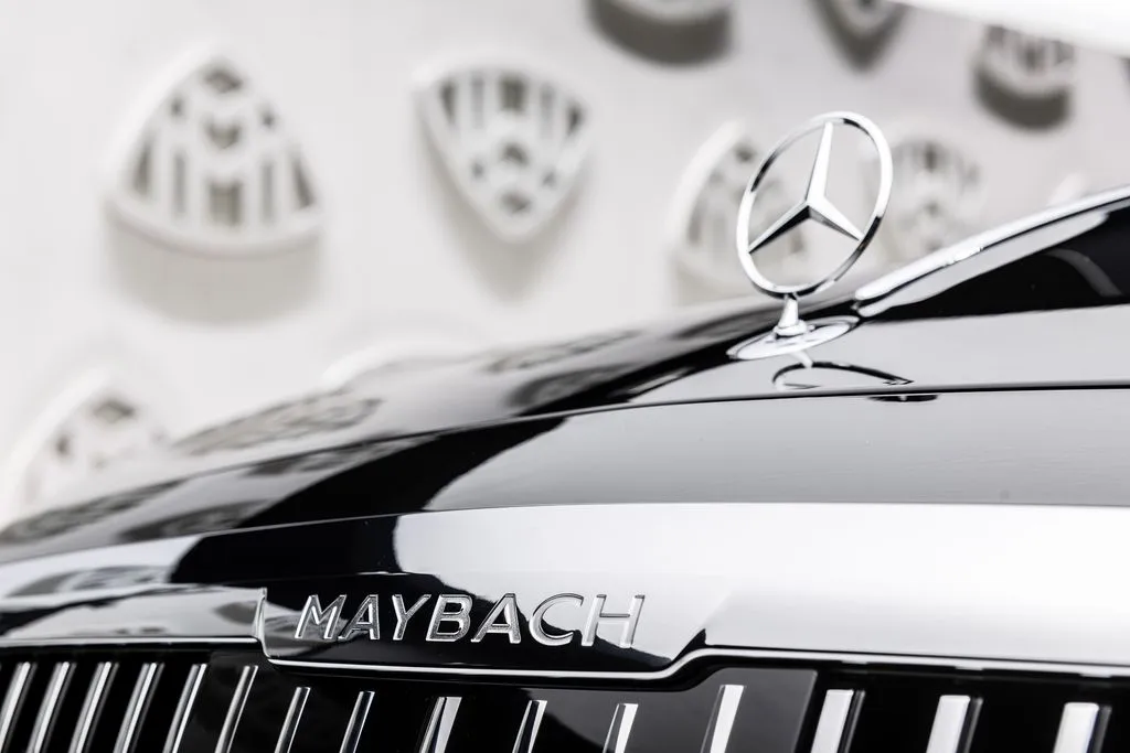 Logo Mercedes Benz MayBach
