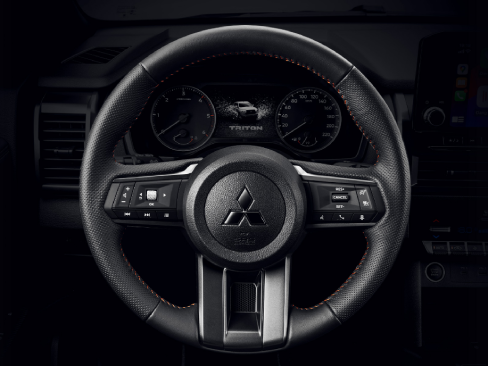 Vô lăng xe Mitsubishi Triton 2024