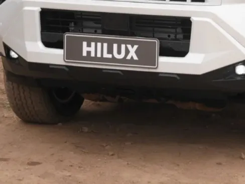 Cản trước xe Toyota Hilux