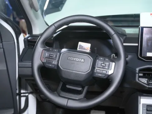 Vô lăng Toyota Hilux