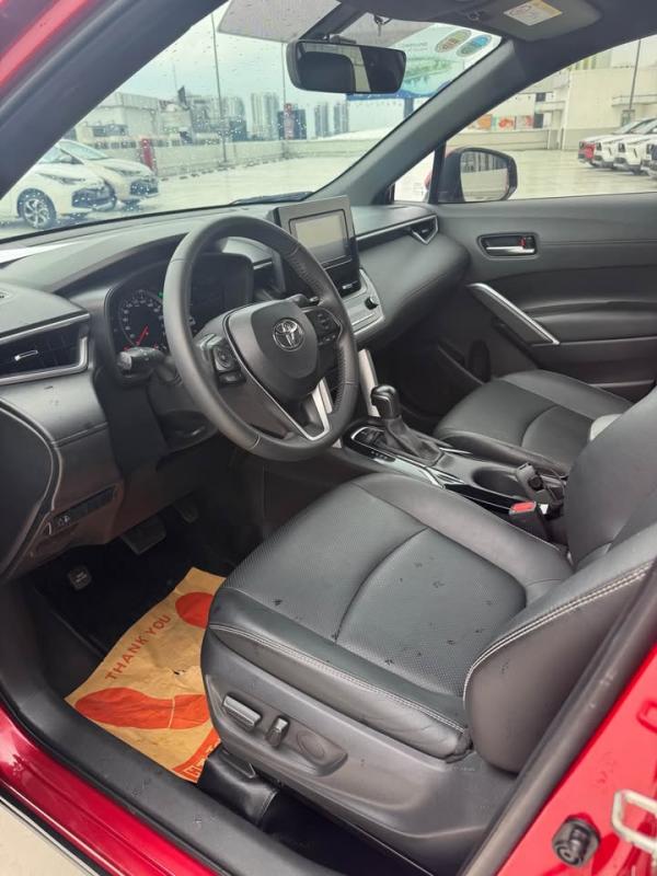 Bên em vừa về Corolla Cross 1.8G 2022