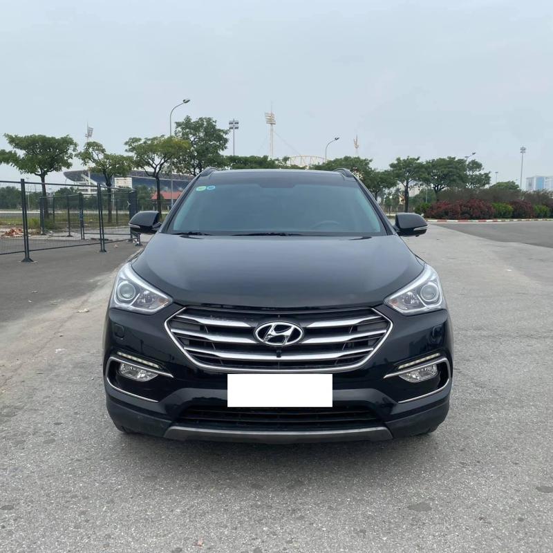 Cần bán Hyundai Santafe xăng cao cấp số tự động màu đen