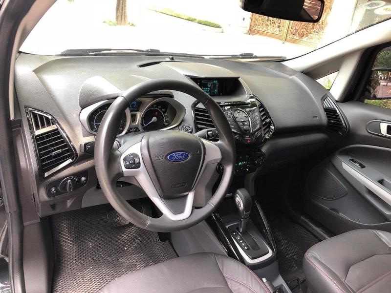Cần bán Ford Ecosport Titanium 2016 số tự động